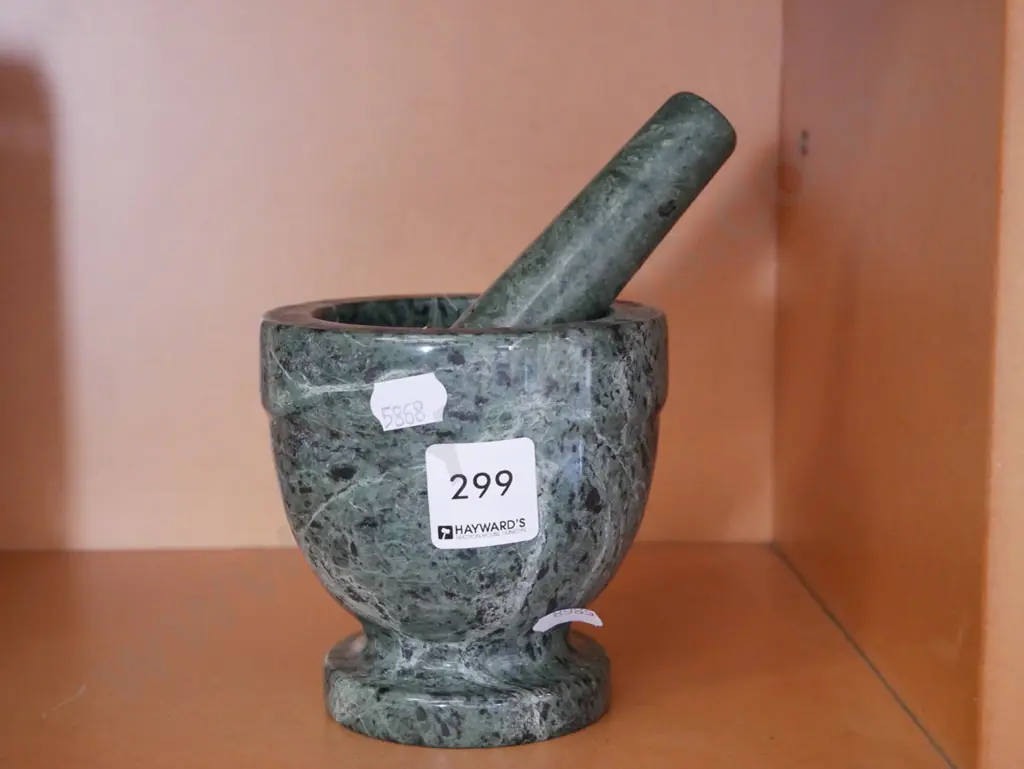 stone mortar and pestle Image 1++