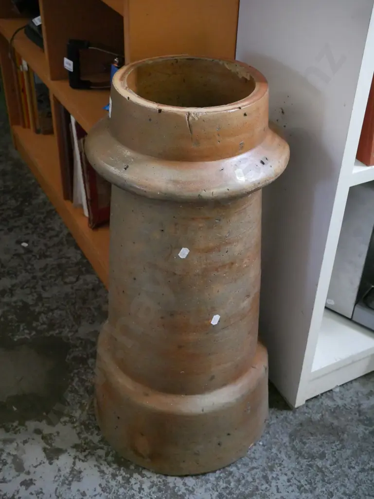 stone ware chimney pot H-660 Image 1++