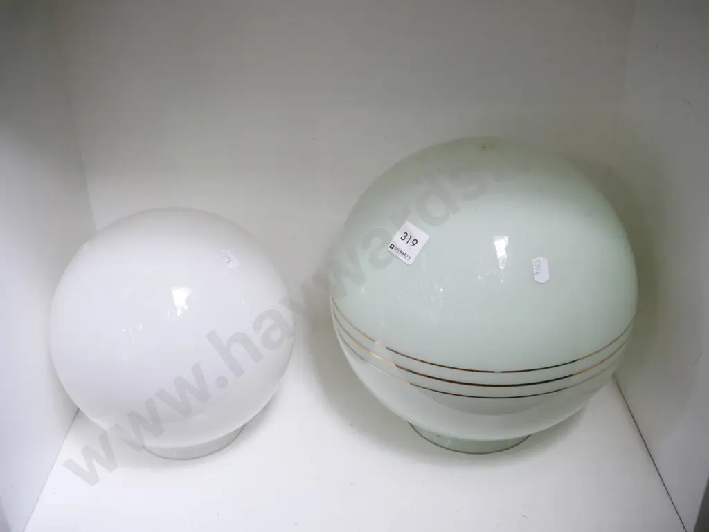 2x deco globe light fittings Image 1++