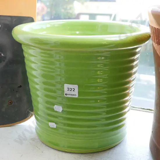 ceramic green ribbed garden  planter H-240