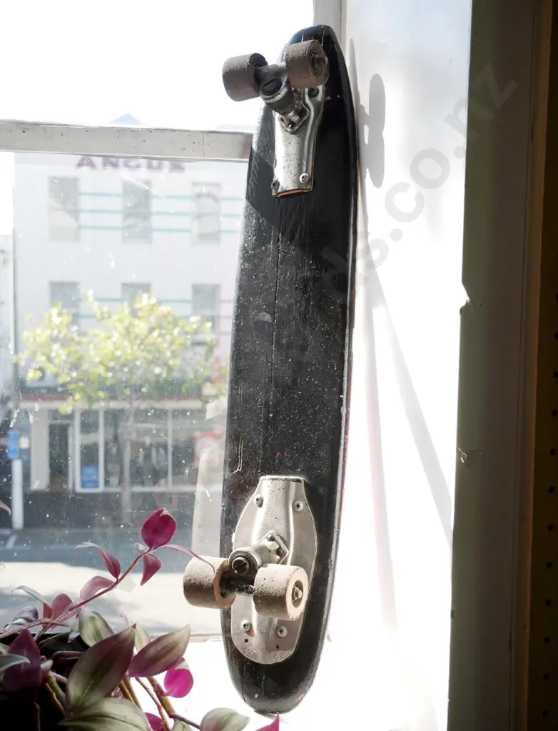 early homemade skateboard Image 1++