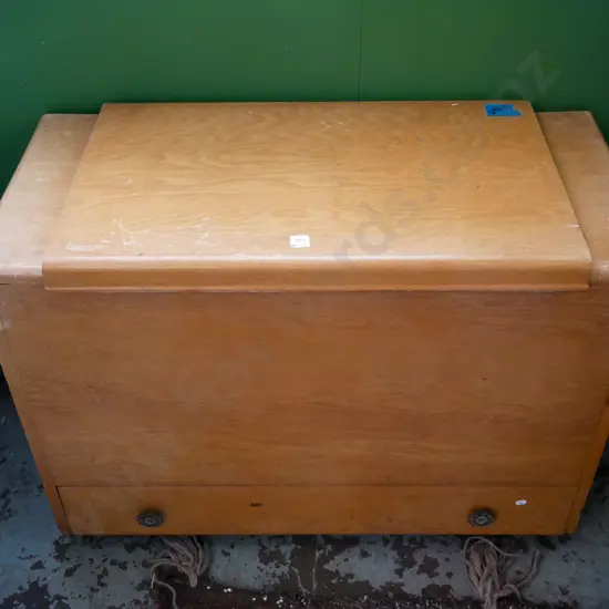 oak blanket box with single drawer H-670 W-940 D-450