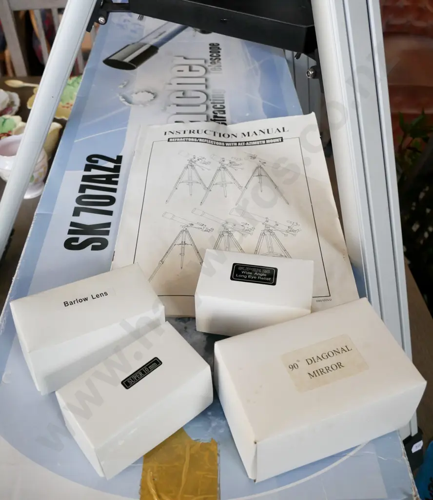 Sky- Watcher Refracting telescope with original box Image 1++