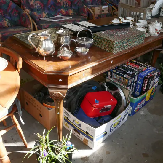 cab leg burr wood veneer 3 drawer desk - varnish needs attention