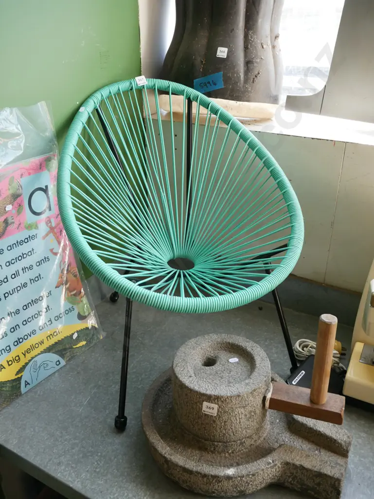 reproduction retro plastic string and metal seat Image 1++