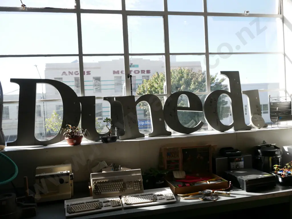 foundry forms used to cast Dunedin letters - only 1x n -  Tallest letter H-800 Image 1++