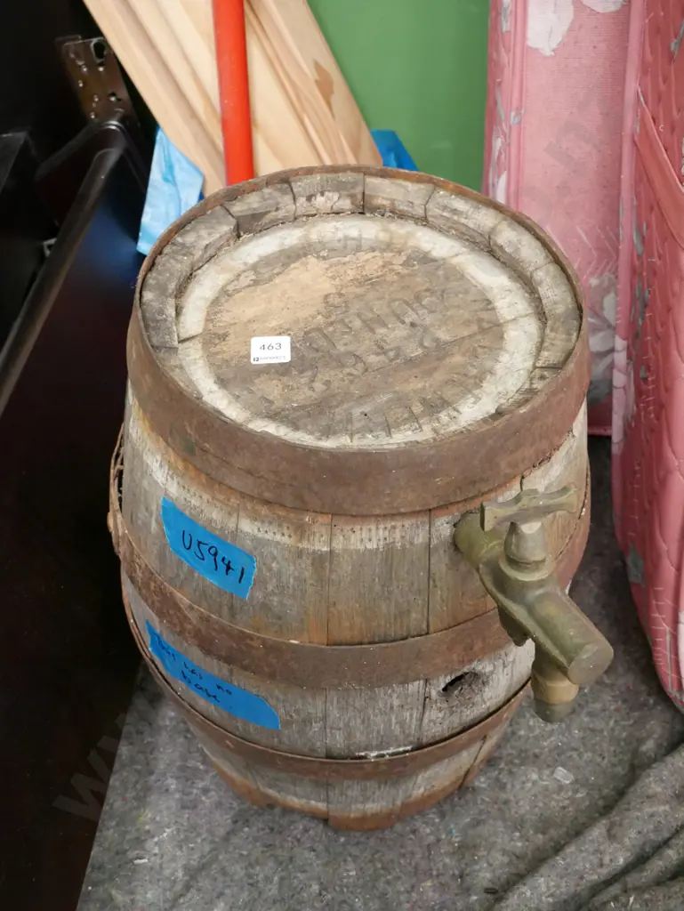 vintage NZ Breweries Speights barrel - with brass spiggot - missing top - poor condition Image 1++