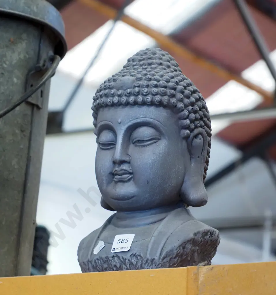 buddha figurine Image 1++