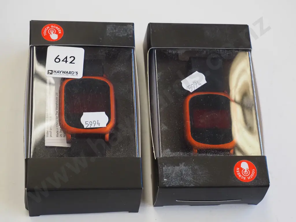 2x boxed smart watches Image 1++