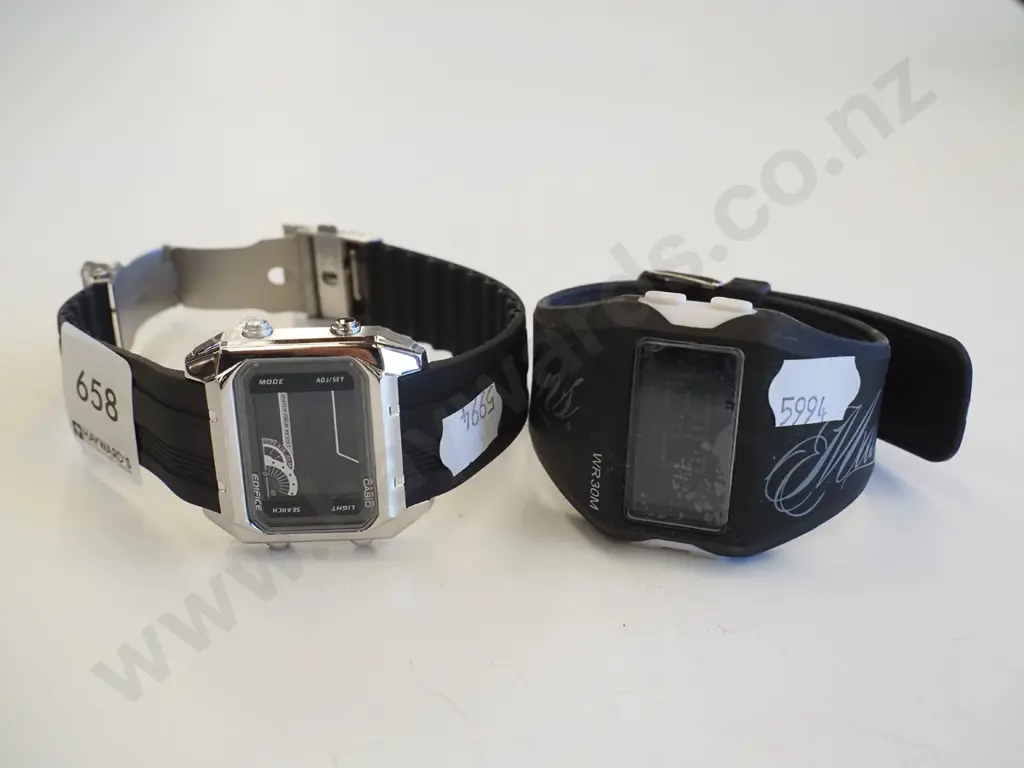 2x wristwatches Image 1++