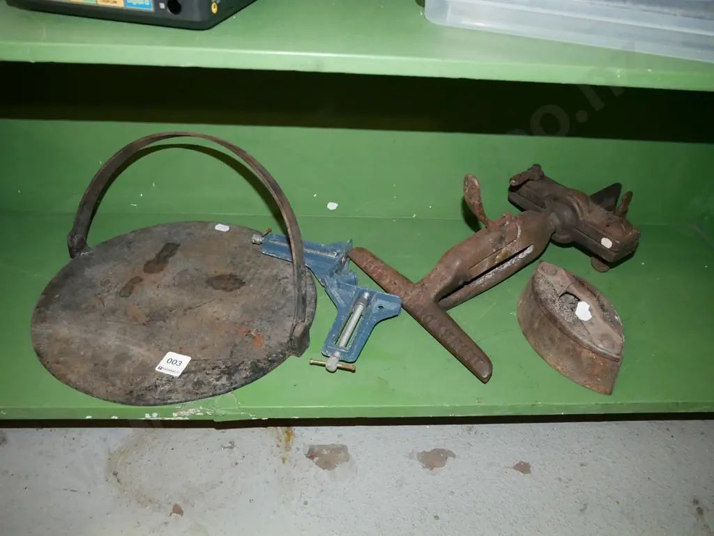 saw vice, sad iron, skillet etc Image 1++