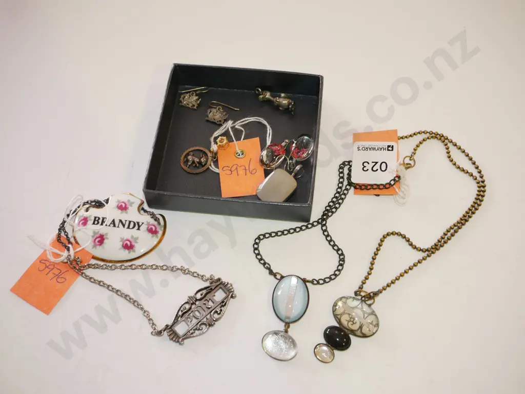 earrings, pendants, decanter labels etc Image 1++