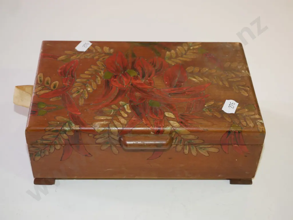 hand worked jewellery box and costume jewellery Image 1++
