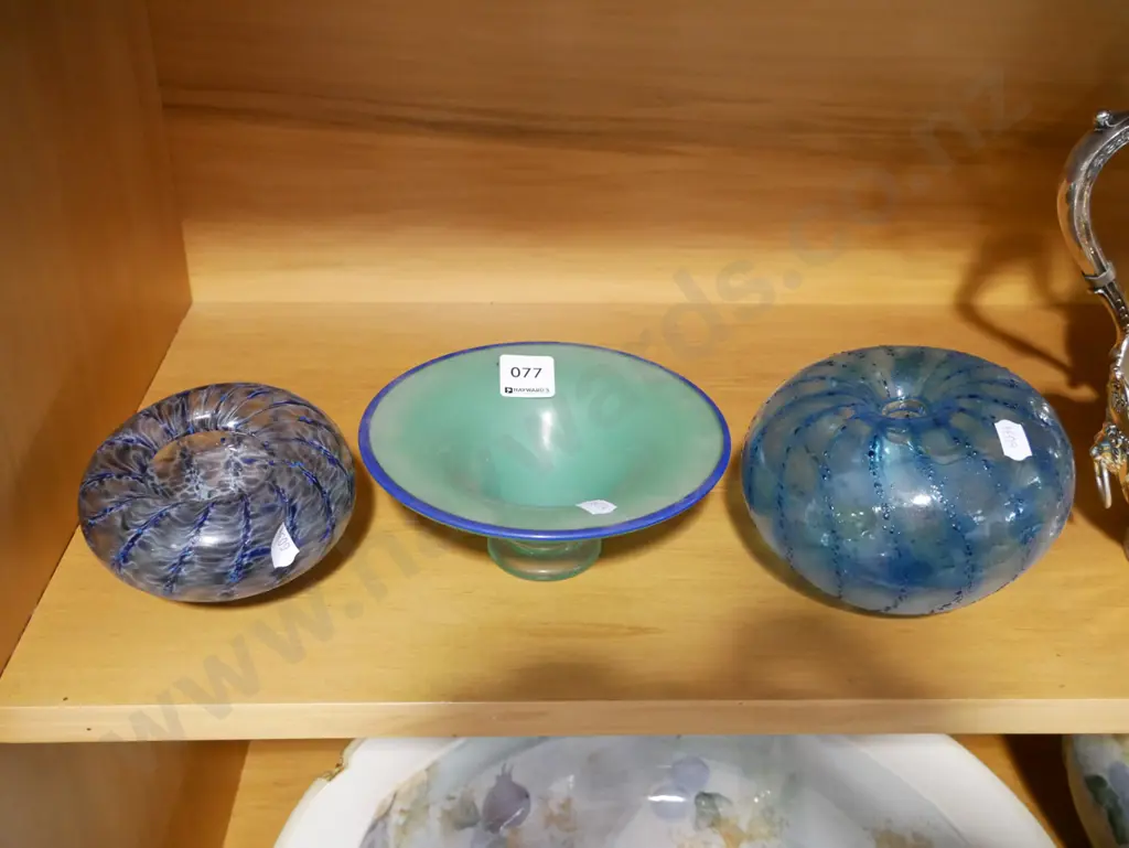 Hoglund art glass bowl, 2x art glass vases Image 1++