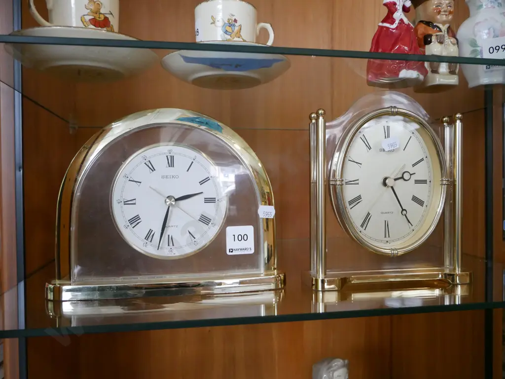 2x brass and glass mantle clocks Image 1++
