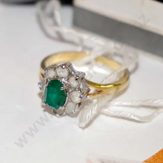 costume ring