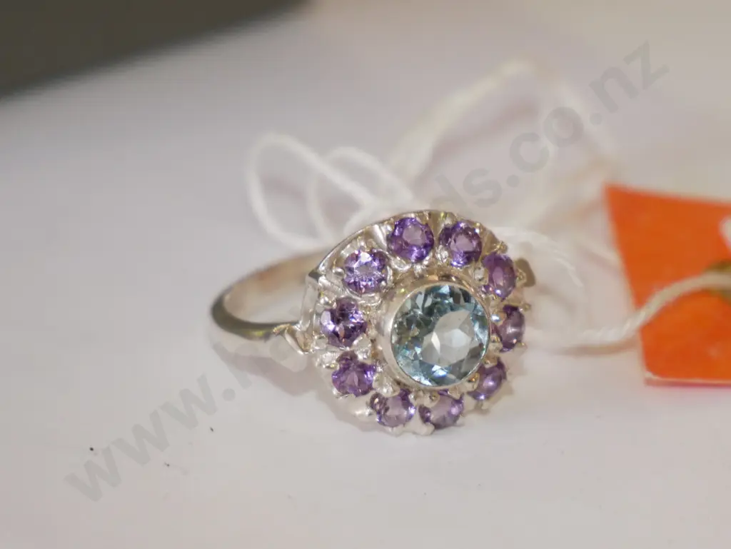 costume ring  Image 1++