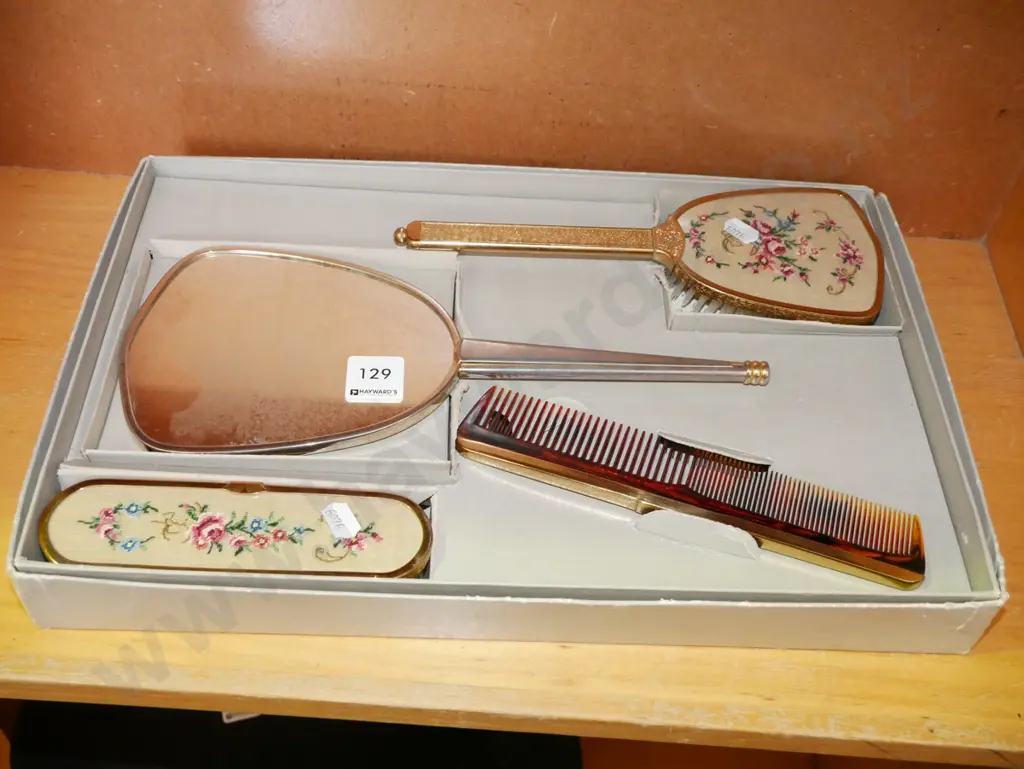 vintage dressing table set, silvering to the mirror Image 1++