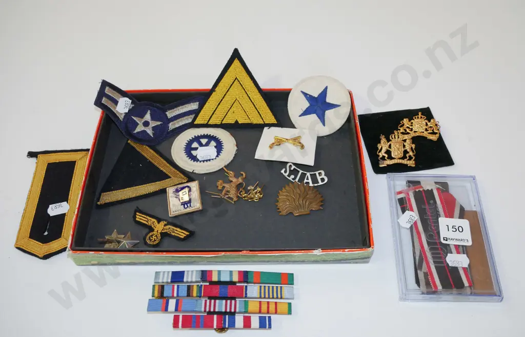 tray; various military badges, lapels etc Image 1++