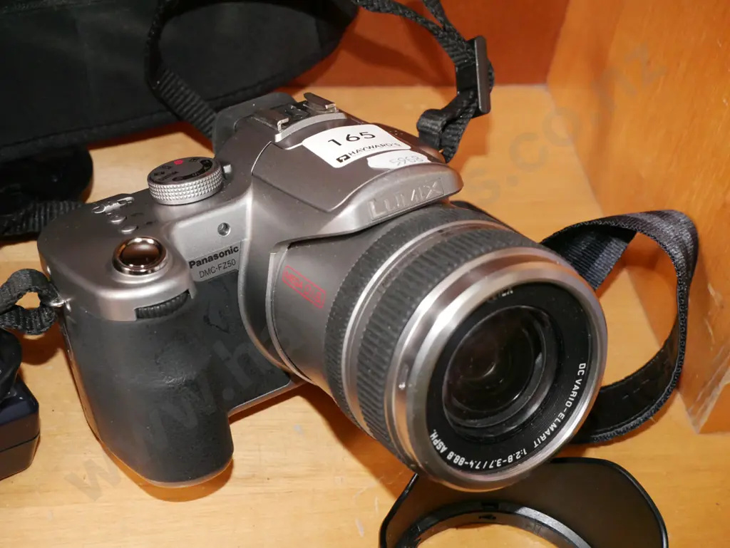 Panasonic DMC-FZ50 digital camera & bag Image 1++