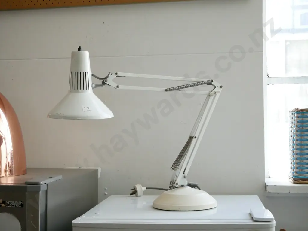 Superlux anglepoise lamp Image 1++