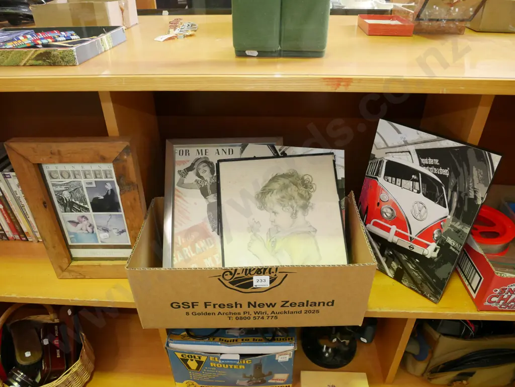 box of prints, Kombi print on board Image 1++