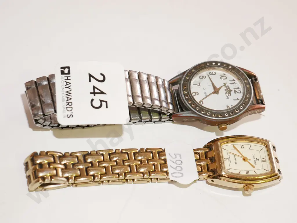 2x wristwatches Image 1++