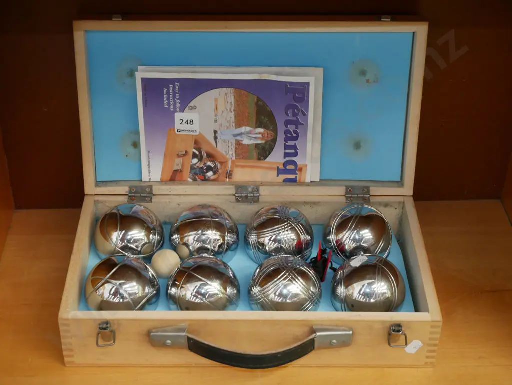 petanque set Image 1++