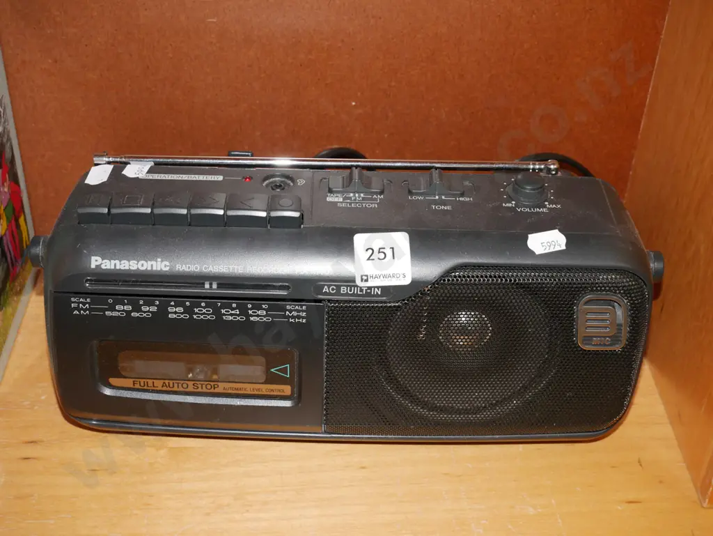 Panasonic radio cassette player Image 1++