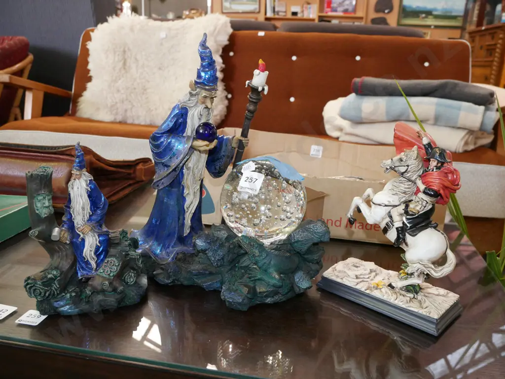 3x composite figurines; wizards, Napolean Tallest H-300 Image 1++