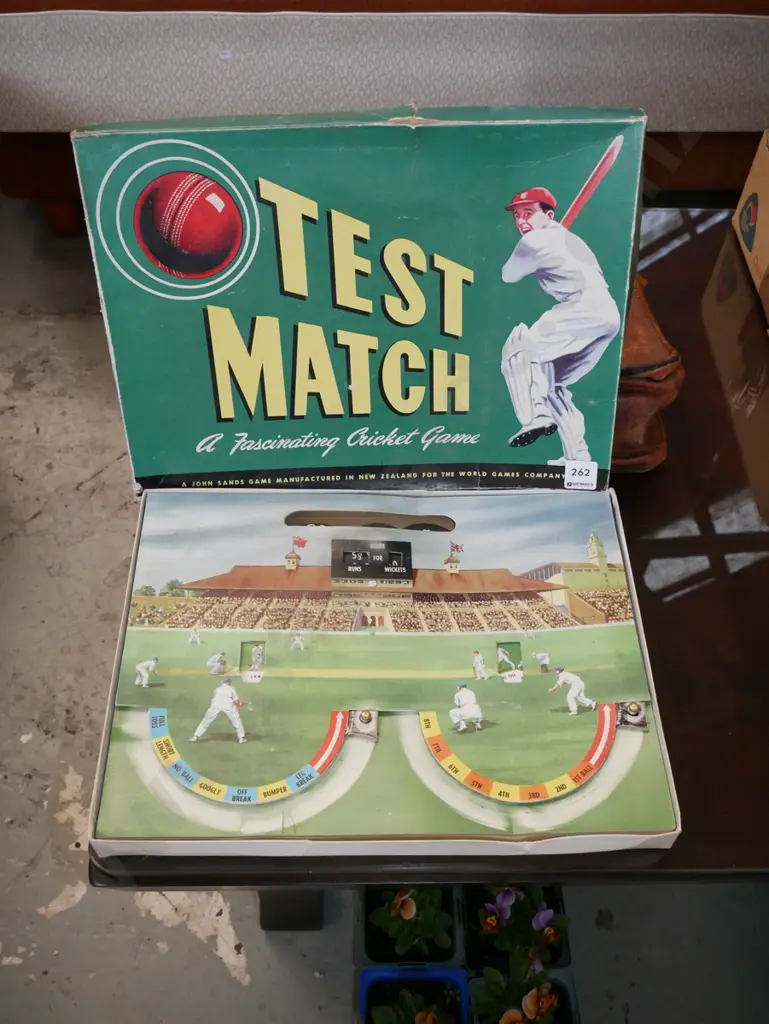 vintage Test Match board game Image 1++