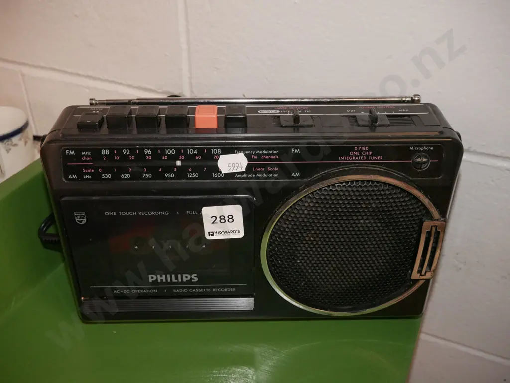 Philips radio cassette player Image 1++