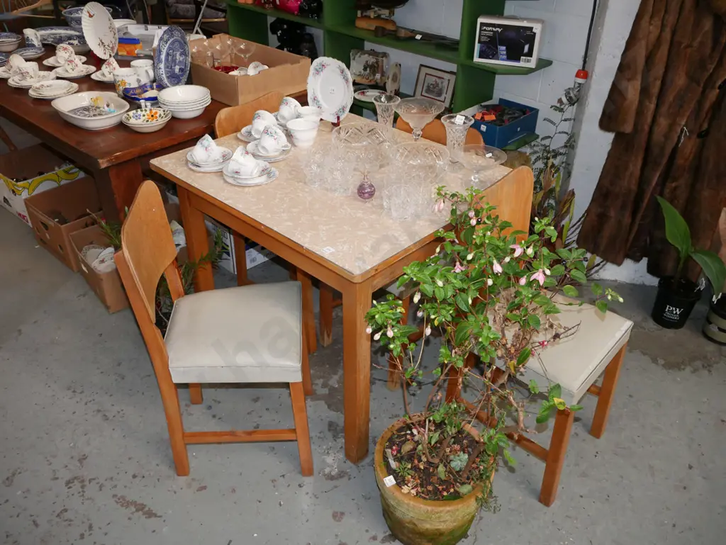 wooden based formica top table with 4 vinyl chairs H-760 W-910 D-760 Image 1++