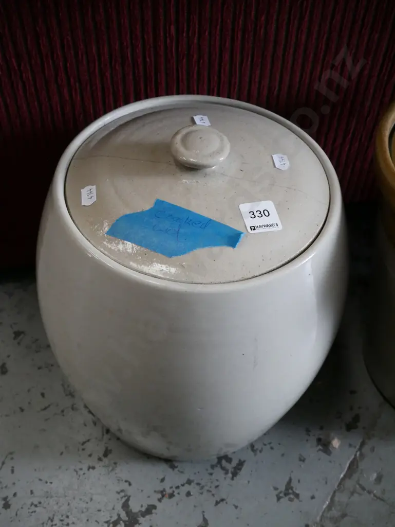 storage crock with repaired lid Image 1++