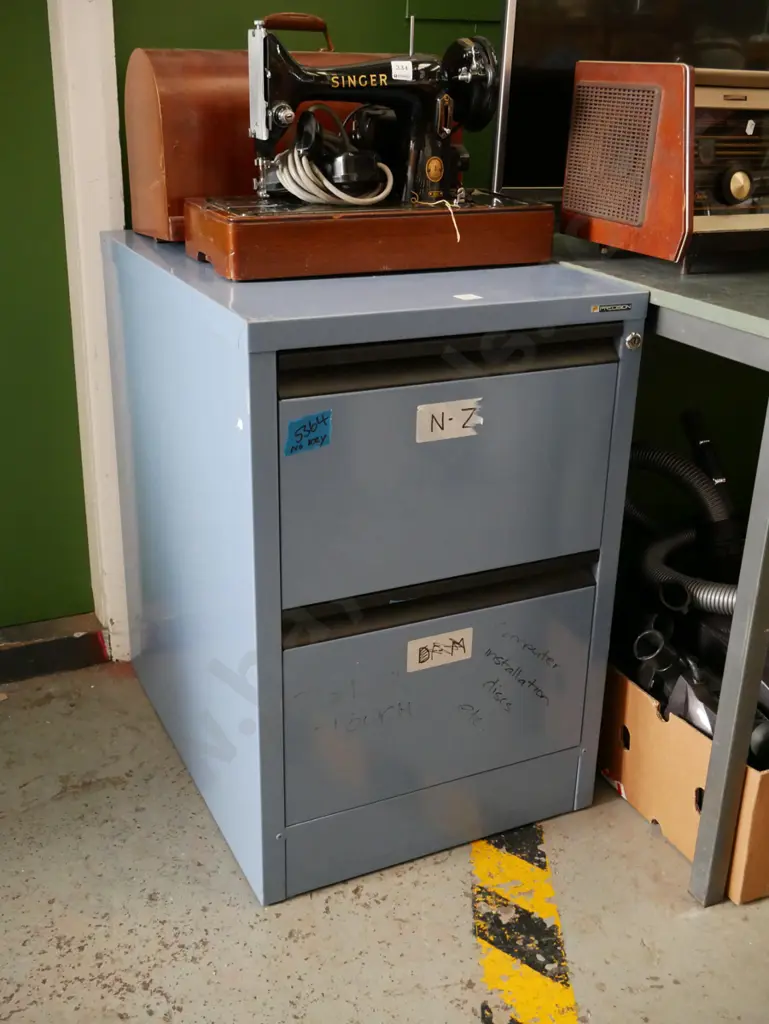 Precision 2 drawer filing cabinet - no key Image 1++