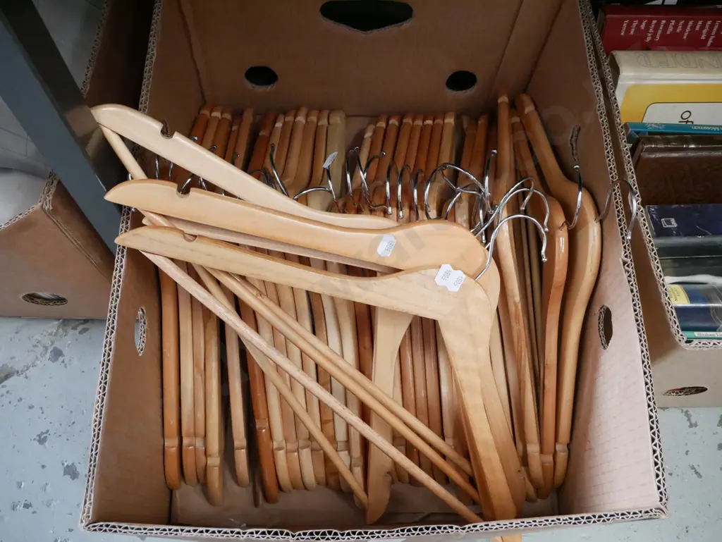 box of coat hangers Image 1++