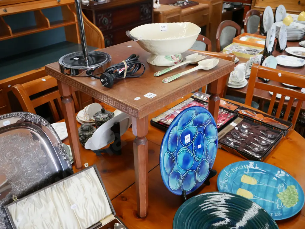 mid-century end table - varnish needs attention Image 1++