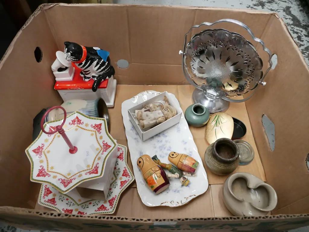 box; musical car figurine, cake plates, miniature teddy bear etc Image 1++