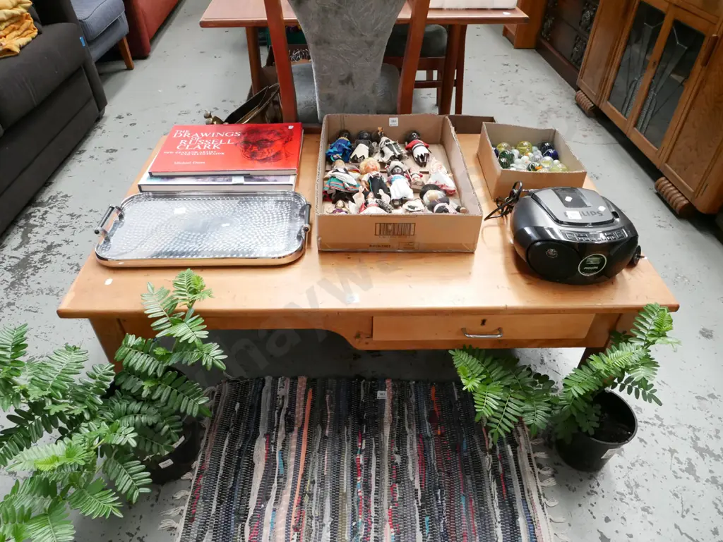 solid rimu table made from top part of single drawer desk H-400 W-1200 D-770 Image 1++