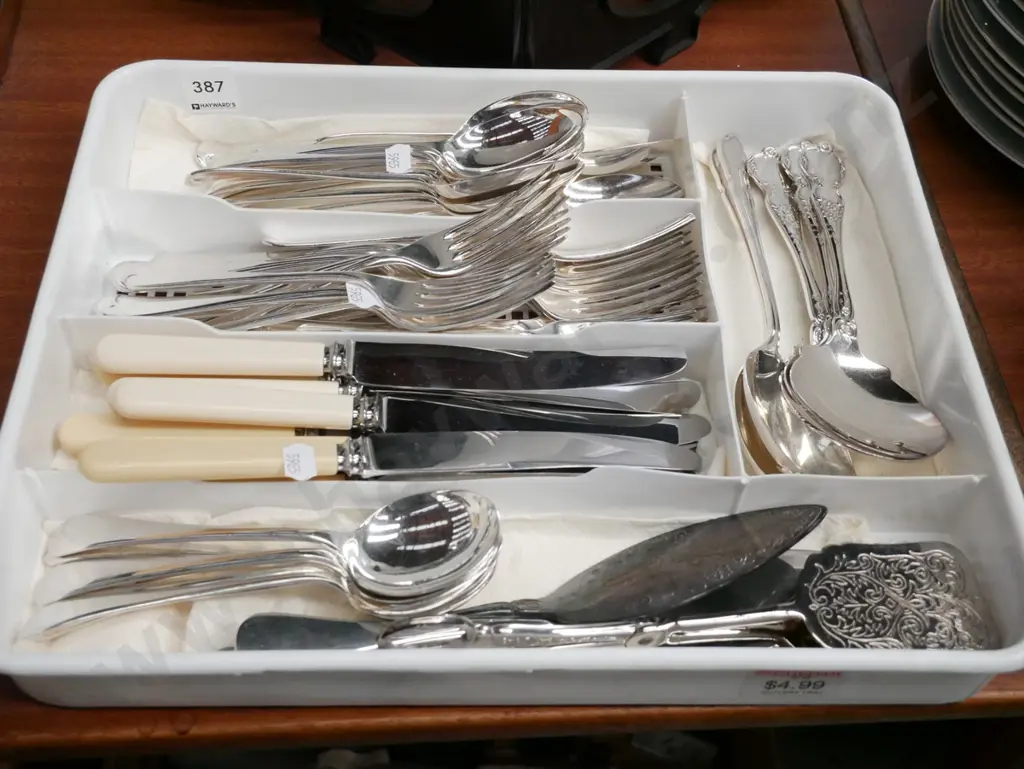 cutlery tray and servers, bone handled knives etc Image 1++