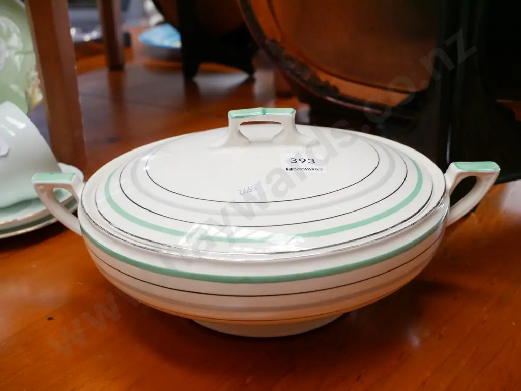Myott deco lidded vege Image 1++