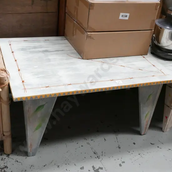 hand painted barb wire decorated coffee table H-410 W-800 D-600