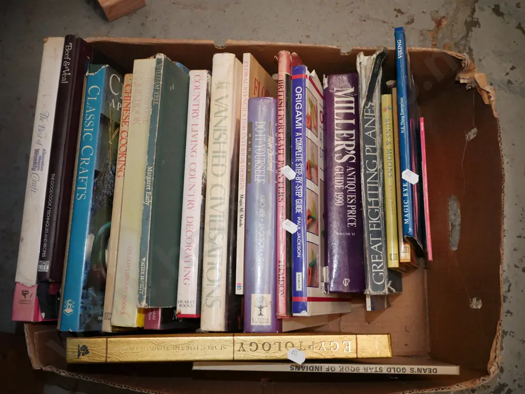 box of books Image 1++