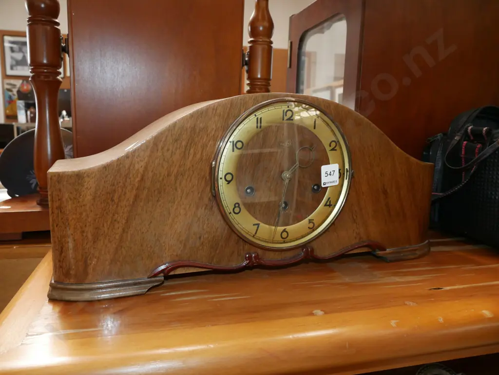 wood cased mantle clock Image 1++