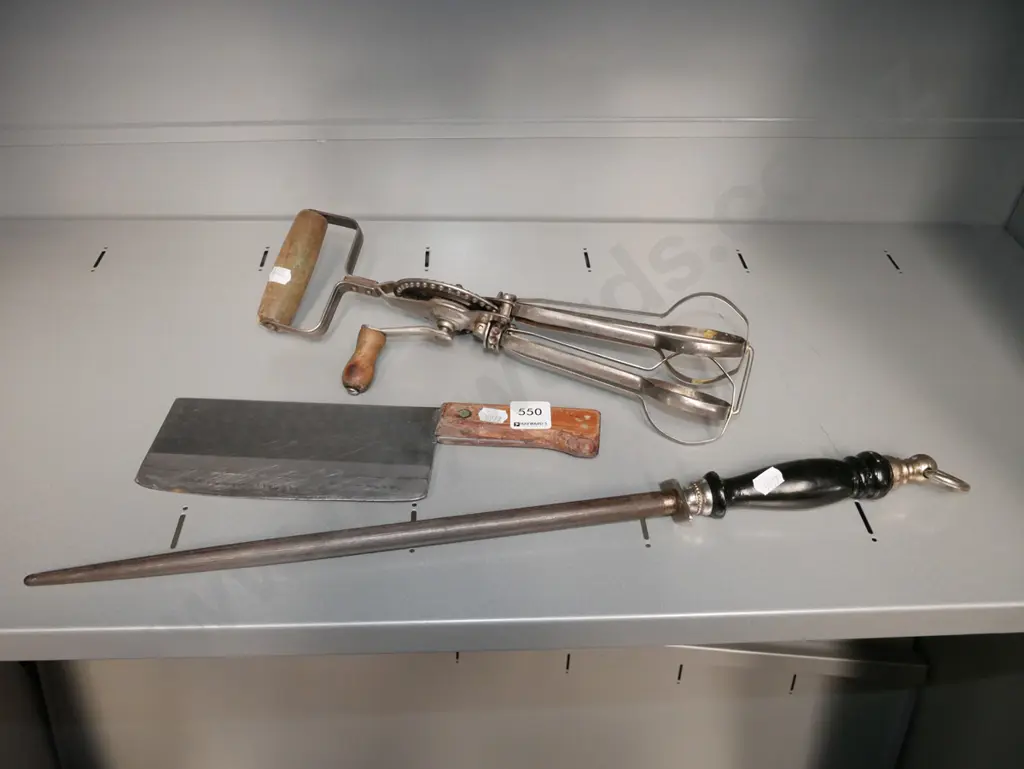 steel egg beater, small cleaver Image 1++