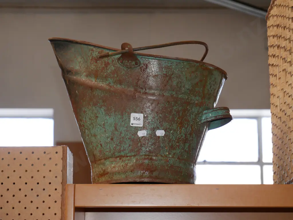 coal scuttle Image 1++