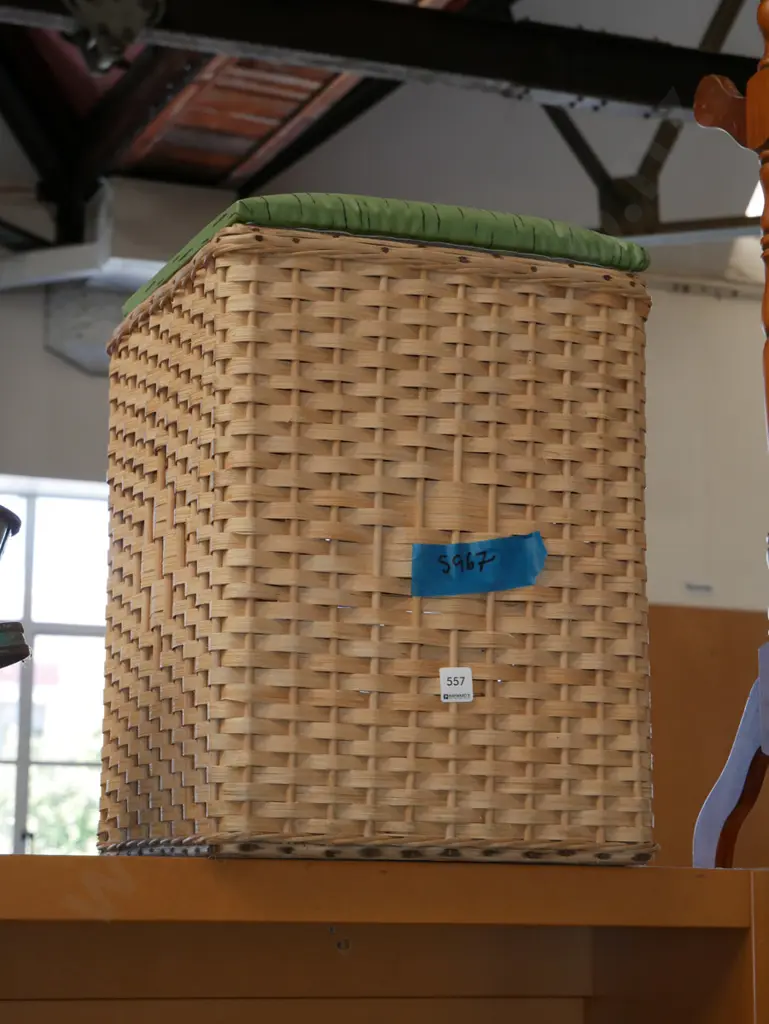 cane laundry hamper Image 1++