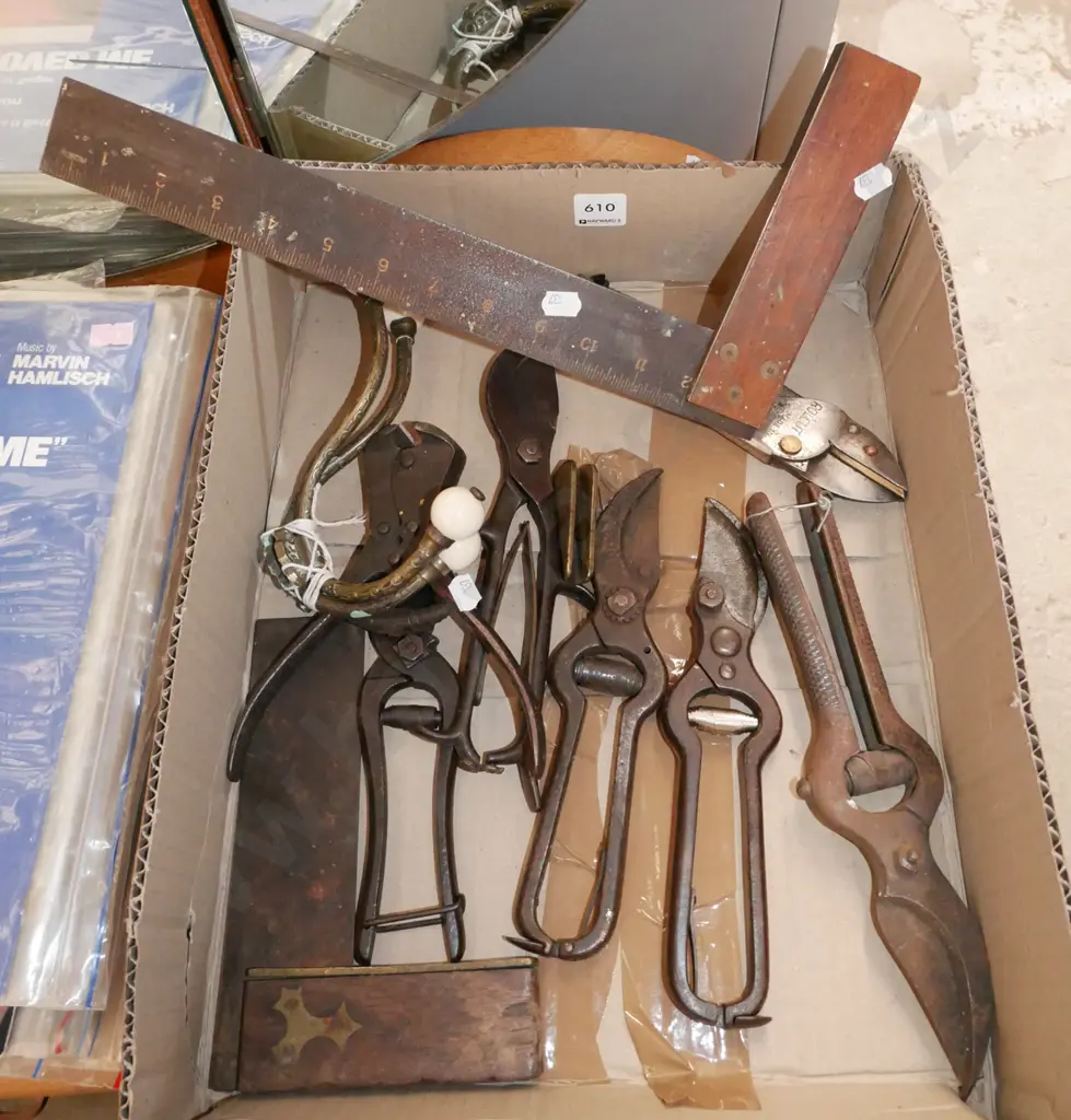 box; vintage snips, builders squares etc Image 1++