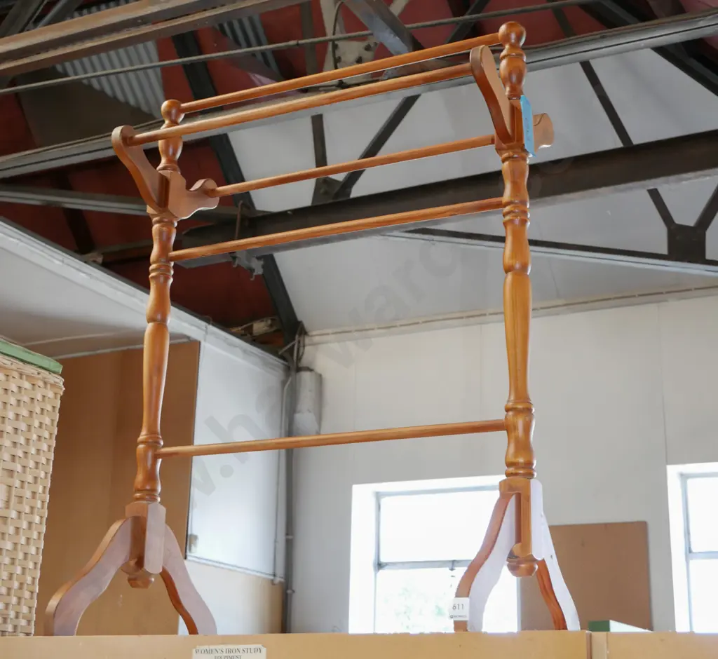 wooden towel rail Image 1++