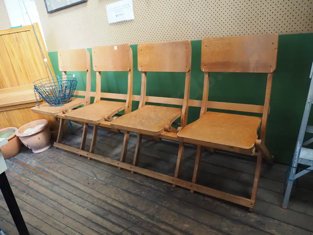 foldaway hall 4 seat bench seat H-860 W-1860 D-560 Image 1++